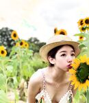 Menunjukkan wajah anda adalah cara untuk pergi! Orang tidak sepatutnya kelihatan tulen, berkulit cerah, tidak berambut dan cantik, gadis yang suka mendedahkan diri mereka [Yiliwen] melanggan, mendedahkan diri mereka di hadapan pelbagai orang di pasar raya