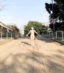 Menunjukkan wajah anda adalah cara untuk pergi! Orang tidak sepatutnya kelihatan tulen, berkulit cerah, tidak berambut dan cantik, gadis yang suka mendedahkan diri mereka [Yiliwen] melanggan, mendedahkan diri mereka di hadapan pelbagai orang di pasar raya