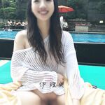 Menunjukkan wajah anda adalah cara untuk pergi! Orang tidak sepatutnya kelihatan tulen, berkulit cerah, tidak berambut dan cantik, gadis yang suka mendedahkan diri mereka [Yiliwen] melanggan, mendedahkan diri mereka di hadapan pelbagai orang di pasar raya