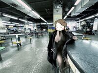 Menunjukkan wajah anda adalah cara untuk pergi! Orang tidak sepatutnya kelihatan tulen, berkulit cerah, tidak berambut dan cantik, gadis yang suka mendedahkan diri mereka [Yiliwen] melanggan, mendedahkan diri mereka di hadapan pelbagai orang di pasar raya