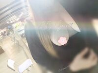 Menunjukkan wajah anda adalah cara untuk pergi! Orang tidak sepatutnya kelihatan tulen, berkulit cerah, tidak berambut dan cantik, gadis yang suka mendedahkan diri mereka [Yiliwen] melanggan, mendedahkan diri mereka di hadapan pelbagai orang di pasar raya