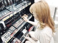 The latest leaked on Twitter is the alternative psychology female college intellectual girl [karin], all kinds of indecent private photos 2, likes to create in private parts and likes to be with her best friend Lily