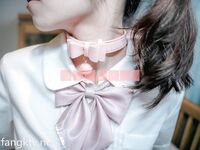 卡哇伊清纯系萝莉女奴【玉宝涩涩】私拍，水手服彼女饲育各种制服3P自慰逼粉奶大人形小母狗