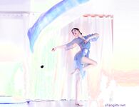 Abang dewi selebriti Internet kecantikan Xu Jun membayar paparan yang disesuaikan