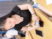 การแสดงใบหน้าของคุณเป็นหนทางไป! สามีซึ่งภรรยามีชู้ชั้นนำคือชายผู้โหดเหี้ยมภรรยาสุดฮอตของกวางตุ้ง [ยาย่า] ถ่ายทำเป็นการส่วนตัวในฤดูกาลที่สองโดยแสดงใบหน้าของเธอในระหว่างกิจกรรมกลางแจ้ง 3P ในห้างสรรพสินค้า