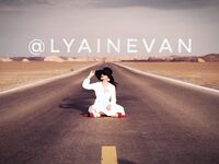 【反差表系列】推特气质高颜值网红特莱莎@lyainevan最全合集，人前气质女神，私底下原来如此骚情万种