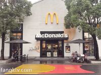 推特極品反差騷母狗露出淫亂狂魔【西西小姐】私拍日記，露出肛交啪啪男女通吃相當炸裂