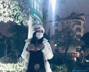 露脸才是王道！推特网红高颜狂野气质御姐【VAVA】私拍，露出紫薇调教各种风格开放大胆