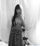 露脸才是王道！推特网红高颜狂野气质御姐【VAVA】私拍，露出紫薇调教各种风格开放大胆