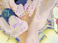 铃木美咲红底高跟