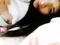 "Pasangan Taiwan Bocor" Gadis pelajar tahun kedua Sekolah Menengah Light of the Lake [Liao Yanning] membocorkan foto seks peribadi dan membocorkan versi definisi tinggi yang dipulihkan