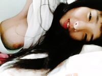 "Pasangan Taiwan Bocor" Gadis pelajar tahun kedua Sekolah Menengah Light of the Lake [Liao Yanning] membocorkan foto seks peribadi dan membocorkan versi definisi tinggi yang dipulihkan