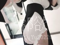 Cô gái trẻ Twitter trẻ trung và bất khả chiến bại [Yu Zi] lộ mặt trong buổi chụp ảnh riêng tư, với bộ ngực to màu hồng và chiếc bánh bao hấp hổ trắng quý hiếm, bầu trời rất dịu dàng và đạo cụ được dùng để thủ dâm đến mức rất cao