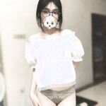 19세, 04세의 슈퍼 어린 소녀가 오리지널 맛을 파는 [이름 없는 작은 꽃]은 아직 아기입니다! 공항 플랫 체스트! 그녀는 자신의 보지를 자위하고 팬티를 즙으로 적신 다음 팬티를 높은 가격에 판매합니다.