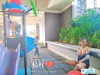 炸裂！出道即巅峰，新手露出界天花板女神【桔梓】专玩人前露出地铁超市火车上公园毫无底线，啪啪自慰勾引能玩的都完了