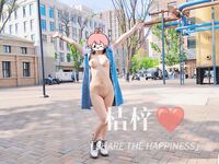 炸裂！出道即巅峰，新手露出界天花板女神【桔梓】专玩人前露出地铁超市火车上公园毫无底线，啪啪自慰勾引能玩的都完了