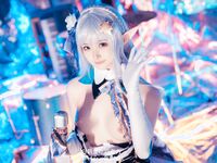 白莉愛吃巧克力 - NO.003 艾米莉亞