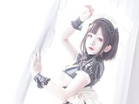 日奈娇- NO.002 半乳女仆 