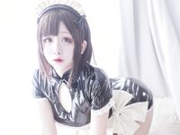 日奈娇- NO.002 半乳女仆 