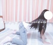 Lần rò rỉ mới nhất vào tháng 11, nữ sinh mảnh khảnh [Xiao Yun Fairy] của Huang Chameng có thể khỏa thân, có thể điều chỉnh và có thể tùy chỉnh trên Twitter Ảnh riêng tư, nhiều hình ảnh phơi sáng khác nhau trong nhà vệ sinh nam trên đường chính và liếm bồn