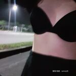 有颜有胸的美女青春期性瘾重，每天按摩乳房，自慰插逼逼，日常小福利记录