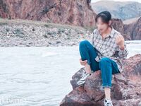 【超鮮明4K強化版】11月最新 - Twitter元祖夫婦露出界の巨匠「Little Cutie」が高原旅行中に捉えた大胆露出とセックス映像写真集！女の子もスタイルが良くて、意地悪でコケティッシュで、めちゃくちゃ犯されたいです (1)