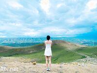 【超鮮明4K強化版】11月最新 - Twitter元祖夫婦露出界の巨匠「Little Cutie」が高原旅行中に捉えた大胆露出とセックス映像写真集！女の子もスタイルが良くて、意地悪でコケティッシュで、めちゃくちゃ犯されたいです (1)