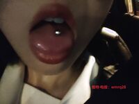 推特萝莉福利姬【JULES】已退圈绝版福利视频，一线天粉嫩鲍鱼，自慰爽可，潺潺流水！