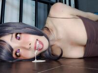 钛合金TiTi -被囚禁的少女