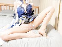 탑 로리타 [진저 투투] 최고의 찐빵, 다양한 위치에서 섹스와 입으로, 큰 가슴, 긴 다리, 날씬하고 통통한 몸매, 다양한 상사에게 엿먹이고 영상까지 촬영 한 그녀는 매우 요염하고 뻔뻔합니다.