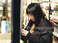 Vào cuối năm, một dòng tweet gây sốc xuất hiện trên Twitter. Nữ thần khuôn mặt cao và ngực khủng tương phản [Wine Moon], được chủ nhân đào tạo để quay phim riêng.