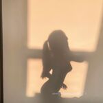 超极品合法卡哇伊小萝莉〖小奥喵〗与大鸡巴爸爸各种啪啪水晶棒自慰一线天白虎嫩穴插出白浆