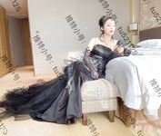 「肏死母狗骚逼」对话刺激顶级反差露脸女神！推特蜂腰桃子臀极品气质御姐【兔兔】VIP群福利，与老板3P爆肏大哥在笑她在尖叫（2）