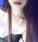 Nữ thần khiêu vũ chân dài có ngoại hình tùy chỉnh như ngựa một mảnh với thân hình dẻo dai, mở ra nhiều tư thế khác nhau