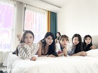 最新核弹【流欲XX工坊】模特群约拍6位极品身材年轻女模大胆私拍，有说有笑躺一排随便摸丝足美腿全裸终极美鲍4K视觉盛宴