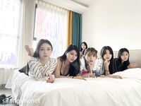 最新核弹【流欲XX工坊】模特群约拍6位极品身材年轻女模大胆私拍，有说有笑躺一排随便摸丝足美腿全裸终极美鲍4K视觉盛宴