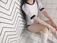 清纯萝莉学妹【wink是可爱的wink】清纯死库水少女私拍，女高学妹不好好学习水嫩一线天白虎嫩B露出给爸爸们看，想被爸爸操