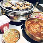 炸裂高能预警！比女人还女人美若天仙极品TS娘【橙醤小甜心TS元气美美】私拍，可盐可甜口活啪啪技术一流直男最爱