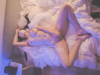 ノロジカライス（ノロジカライス） 霞がかった白