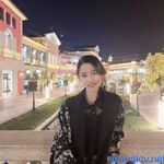 2024年4月，推特约炮大神【人类残次品】，大神约调各类母狗全露脸，有的照片清纯，背地里却无比下贱