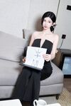 Model wanita terbaik! Model dewi paling popular [Zhou Yuxi] dengan penampilan dan susuk tubuh terbaik di Xiuren.com berani mengambil gambar peribadi, menunjukkan rambut dan payudaranya, serta pukinya dan garisan tiga mata.