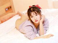 秀人波霸女神模特【小尤奈】大尺度私拍视图，逼脸同框道具直观紫薇，撸点超高