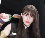 长很像阿朱的超高颜值广州TS【桃子吖】与金主女闺蜜啪啪合集