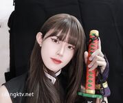 长很像阿朱的超高颜值广州TS【桃子吖】与金主女闺蜜啪啪合集