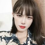 长很像阿朱的超高颜值广州TS【桃子吖】与金主女闺蜜啪啪合集