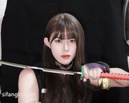 长很像阿朱的超高颜值广州TS【桃子吖】与金主女闺蜜啪啪合集