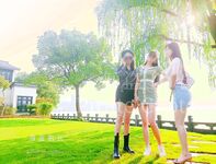 重磅佳作！人生贏家推特富豪大神【海盜船長】私拍【第三彈】，重金全包多位九頭身極品外圍女神淫亂大轟趴