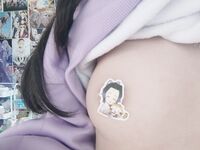 Twitter萝莉〖小埋长不高〗可爱私拍，奶油肌肤挺乳粉穴在外是老师同学眼中的乖乖女在家是小母狗