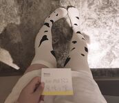 Twitter萝莉〖小埋长不高〗可爱私拍，奶油肌肤挺乳粉穴在外是老师同学眼中的乖乖女在家是小母狗