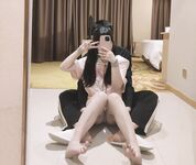 Twitter萝莉〖小埋长不高〗可爱私拍，奶油肌肤挺乳粉穴在外是老师同学眼中的乖乖女在家是小母狗